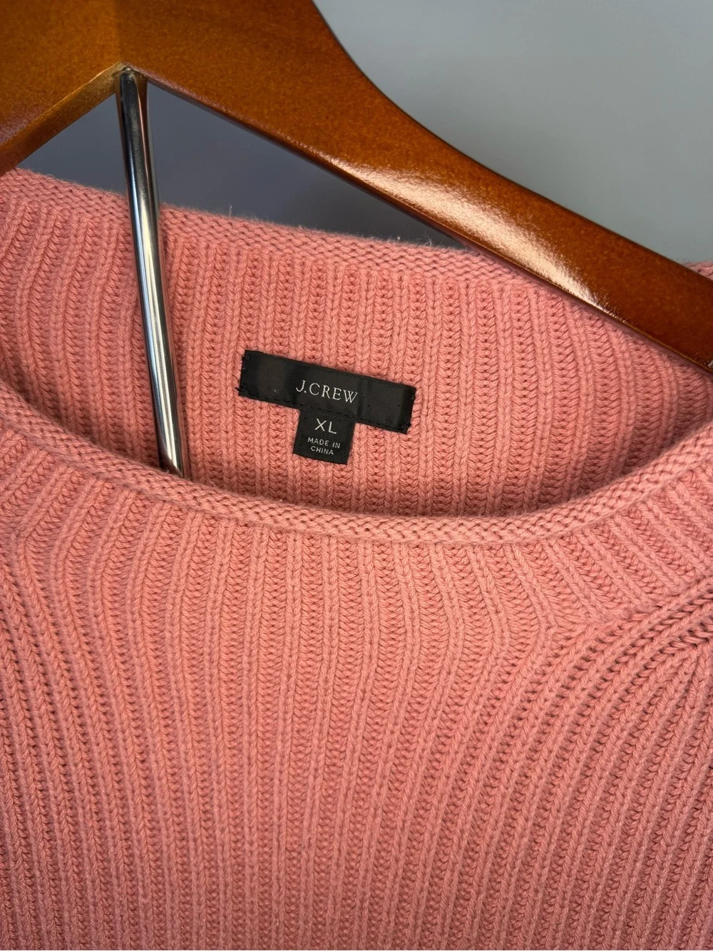 J Crew - 100% Cotton Classic Crewneck Ribbed Pink/Salmon Sweater - Size XL
